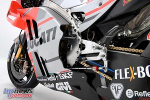 2018-Ducati-Desmosedici-GP-Swingarm-Shifter-2